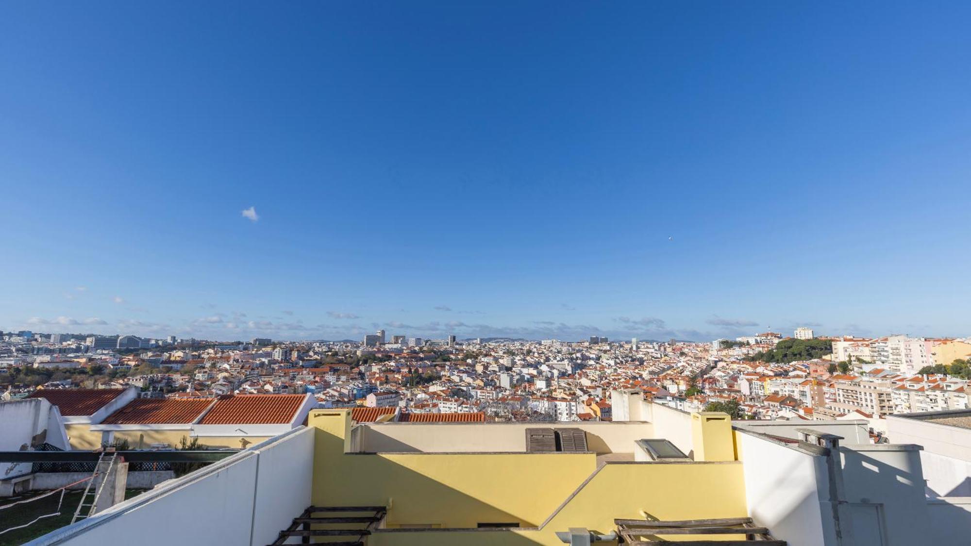 Stylish Apartment With Parking By Lovelystay Lisboa Εξωτερικό φωτογραφία
