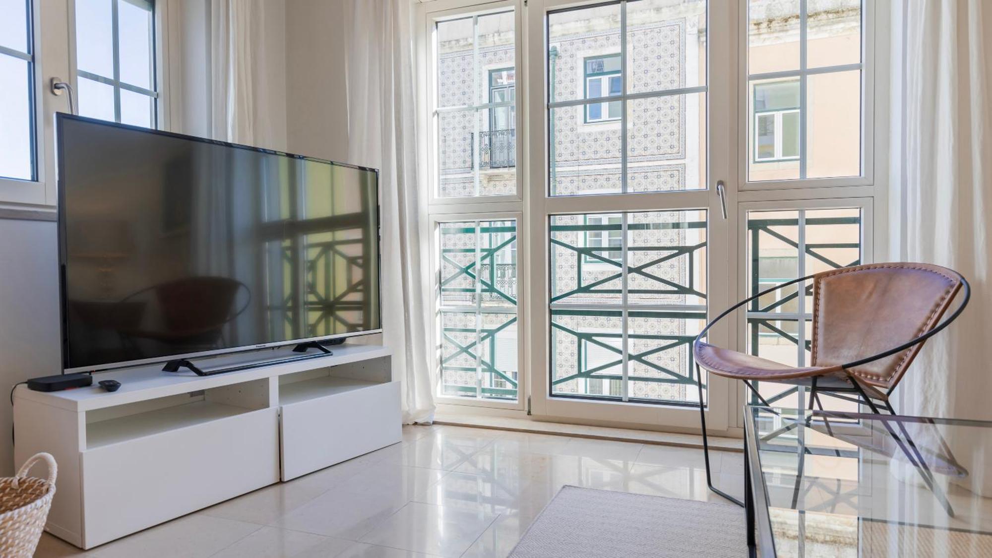 Stylish Apartment With Parking By Lovelystay Lisboa Εξωτερικό φωτογραφία