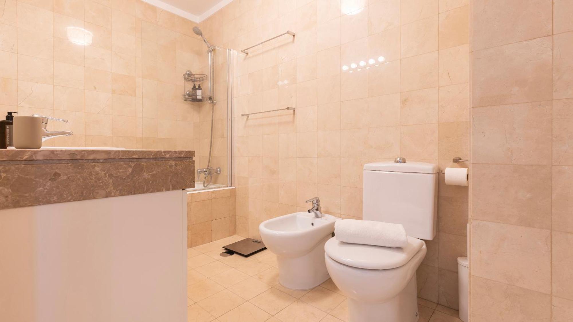 Stylish Apartment With Parking By Lovelystay Lisboa Εξωτερικό φωτογραφία