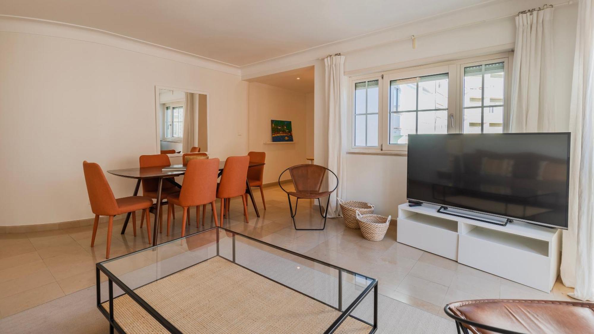 Stylish Apartment With Parking By Lovelystay Lisboa Εξωτερικό φωτογραφία