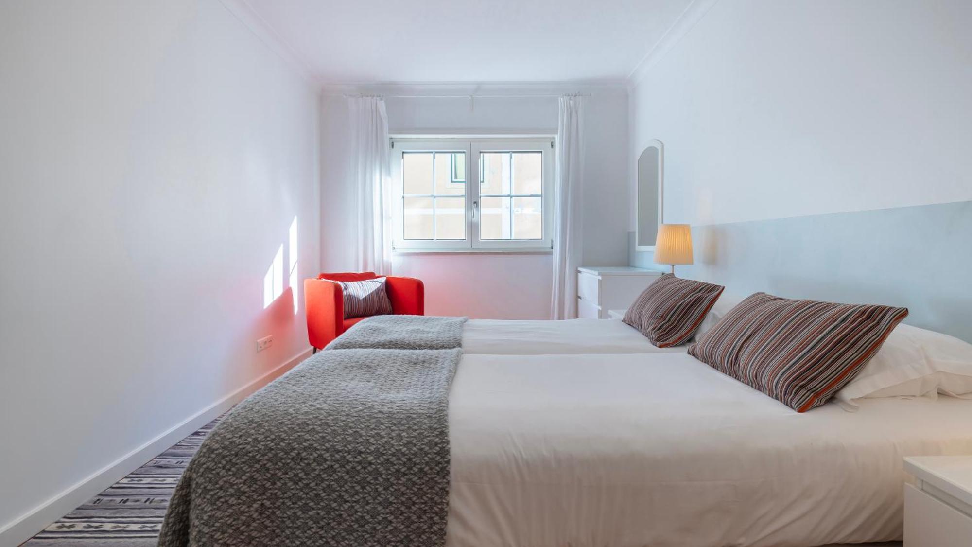 Stylish Apartment With Parking By Lovelystay Lisboa Εξωτερικό φωτογραφία